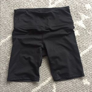 Gaiam Black Bike or Yoga Shorts, size Medium